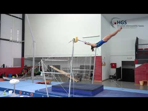 Obavezni program - Mlađe kadetkinje 2VIS RUČE VJEŽBA