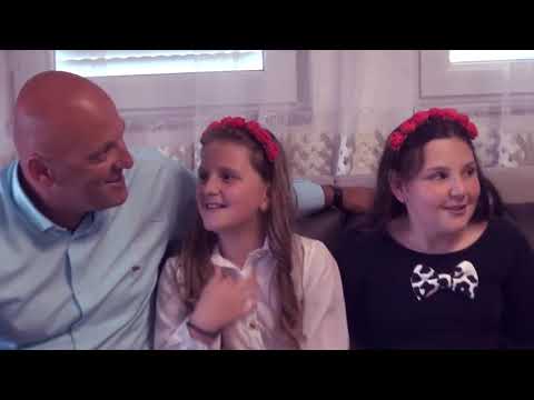 Laura & Bleona Hashani   Prinderit Tanë