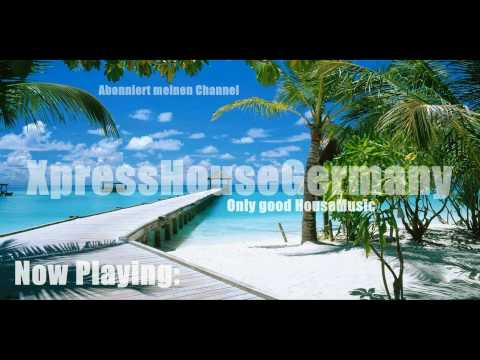 3 Minds Twisted feat. Sharon May Linn - Somethings Going On (Fanelli & Burra Going On Mix)