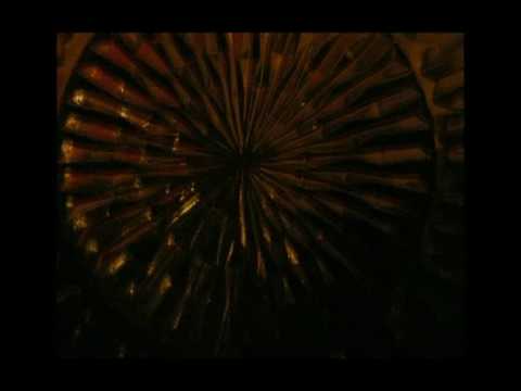 Pau in Town - A dost snadno podíváš se na dno