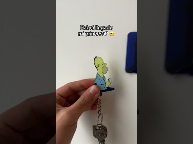 Vídeo relacionado con Grupo Erik Llavero Los Simpsons - Llaveros originales casa : Portallaves niños o Llavero Coche| Simpsons Regalo