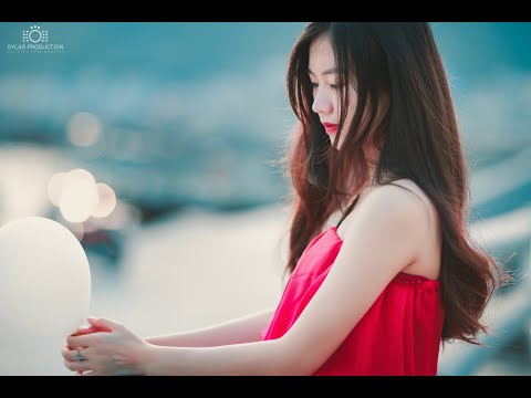 Thể hiện bởi Linh Phi