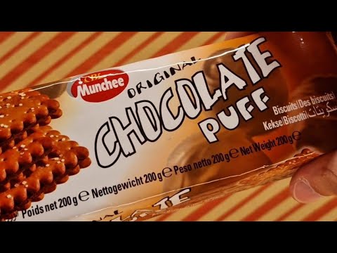 Munchee Original Chocolate Puff Biscuits - Random Reviews