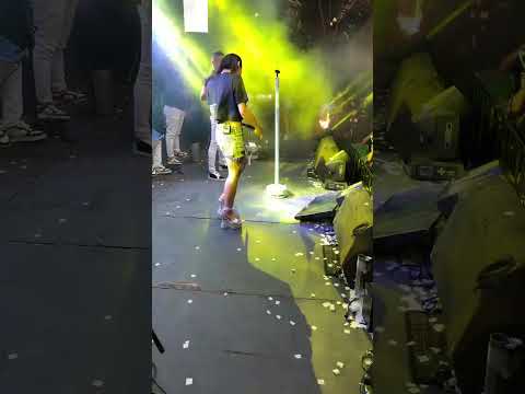 In  de ripit pase del Nokia Ana Del Castillo Live