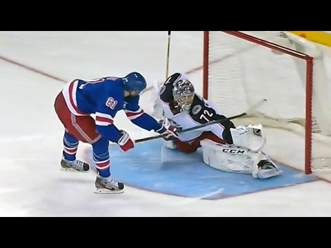 Sergei Bobrovsky robs Rick Nash in shootout