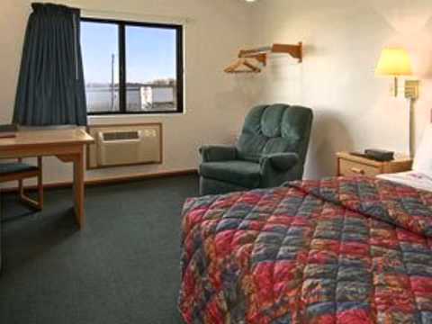 Super 8 Kingdom City, Missouri