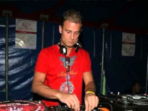 Project ab8800880088 pres. Richard Durand - Into Something (Original Mix)