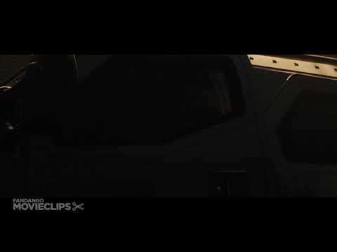 DOMINIC TORETTO VS HOBBS "FAST FIVE" Fight Scene