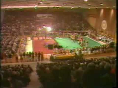 Zoja Pali: Song for Enver Hoxha's Birthday/ Ne ditelindjen e Enverit