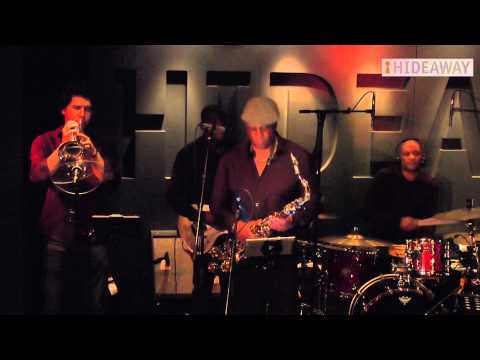 Wayne Hernandez - I Am Into You