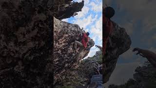 Video thumbnail of Marola, V5. Milho Verde