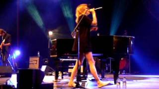 Coeur de pirate à Gap *Retour à Véga* ( The Stills Cover)