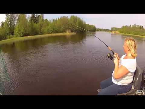 Haukikuningatar näyttää pyytämisen mallia - Hauenkalastus - Meri - Hauki - Eumer Fishing Center