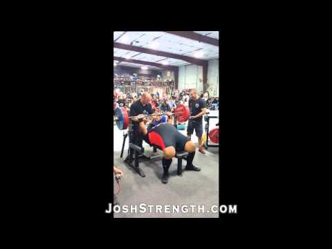 Masters Powerlifter, Tre Morris, 474 Raw Bench Press
