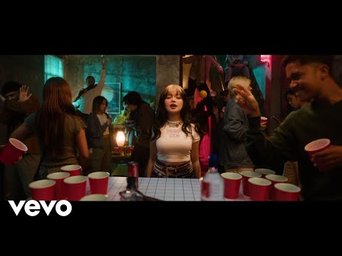 Janine Berdin - ALAS DOS NA!!!