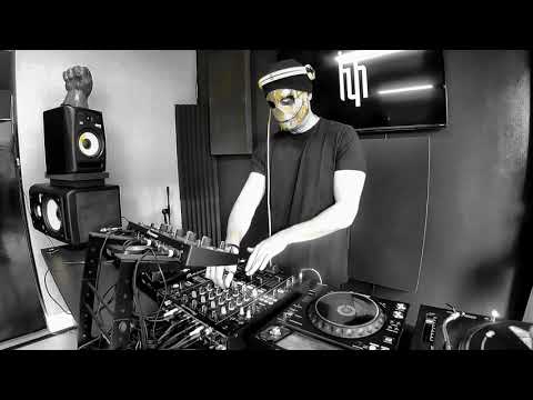 [TYH] The YellowHeads @ Studio Live 016