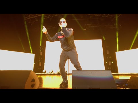 Lary Over Live @ Hard Rock Live