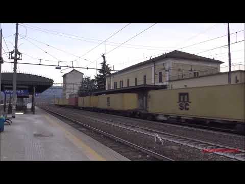 TRENI MERCI IN TRANSITO A ARQUATA SCRIVIA. VEN. 4 - 1 - 2019.