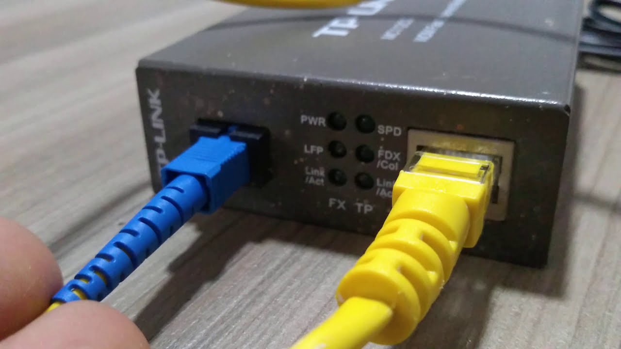 PONTO A PONTO COM FIBRA ÓPTICA UTILIZANDO CONVERSORES