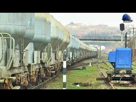 060-DA 60-1665-8 & Naveta de Ciment DB Cargo Cement Train in Oradea Est Triaj - 28 March 2018