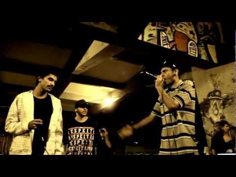 Duelo de Mc's - Oreia vs Well :: Duelo Batevolta 20/04/12