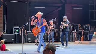 Kenny Chesney - Save it for a rainy day