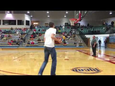 MACC half time shootout