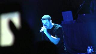 Drake- "Fireworks" (HD) Live in Chicago on October 14, 2010