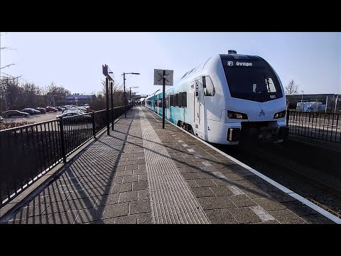Full diesel, dual WINK of TOC Arriva Noordnet fires off from Buitenpost - Departure -