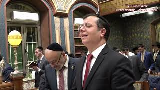 תפילת ערבית החזן יהודה ועקנין בבהכ''נ עדס מוצ''ש בא תשפ''ג עג'אם - התמונה מוצגת ישירות מתוך אתר האינטרנט יוטיוב. זכויות היוצרים בתמונה שייכות ליוצרה. קישור קרדיט למקור התוכן נמצא בתוך דף הסרטון