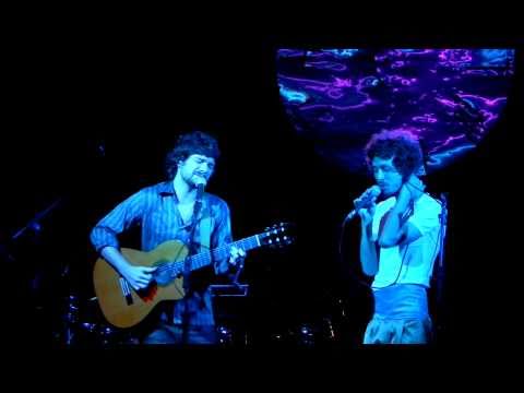 Leo Cavalcanti e Dani Black || Acaso