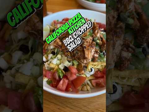 Como é a salada picada de churrasco da California Pizza Kitchen? West Palm Beach, Flórida/ Gardens Mall 🥗