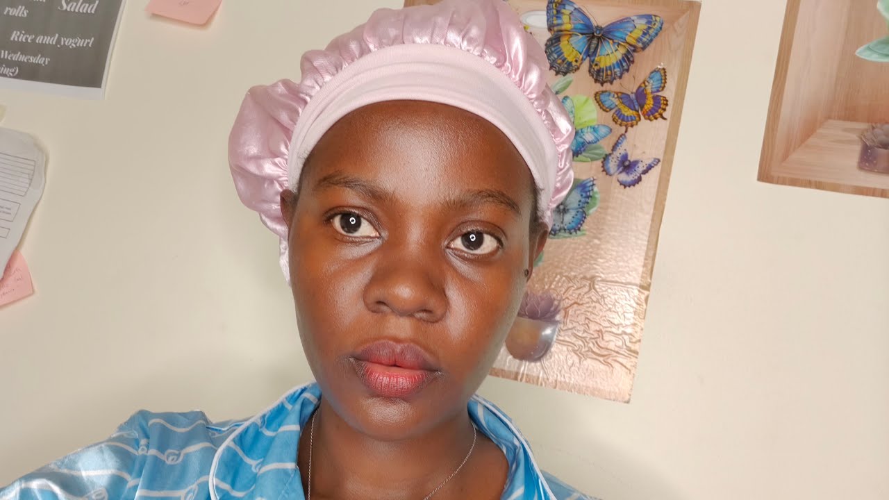 obukodyo bwo kunyumira okwezina nga oli we'embolo entono