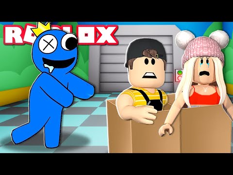 O MONSTRO AZUL BABÃO QUASE ME PEGOU NO ROBLOX ( Rainbow Friends )