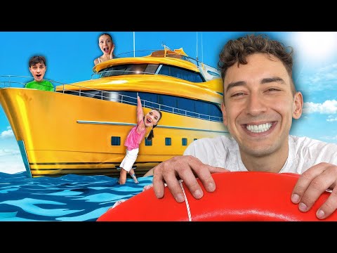 HIDE AND SEEK ON A GIANT BOAT! Ahmet Can Dündar | Feride Özdinç | Sıla Dündar
