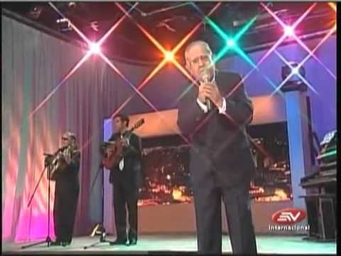 Panuelo blanco Hector Jaramillo