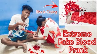Extreme Fake Blood Prank On Lover | She is Crying | Sweetosh Sakthi | Tamil Couple video | Bow bow