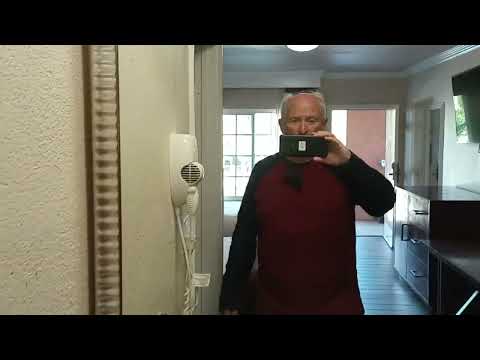 ABBY'S ANNAHEIMER INN STAYCATION MOTEL REVIEW ANAHEIM CALIFORNIA CLOSE TO DISNEYLAND CONVENTION CTR