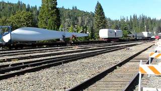 preview picture of video 'Windmill Turbine Train UP 5248 at Colfax Railroad Days'