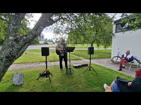 SUIKKILAN LÄHIÖSSÄ TURUSSA EVANKELIUMIA ESILLÄ 30.5 KLO 09.00 -11.00