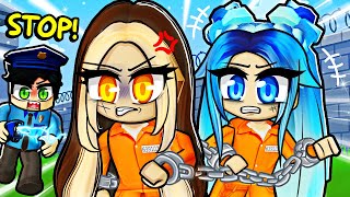 We play COPS vs PRISONERS in Roblox!