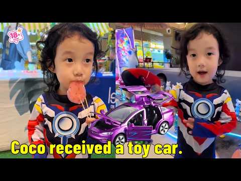 Coco And Dad Played The Ring Toss Game And Won A Toy Car!