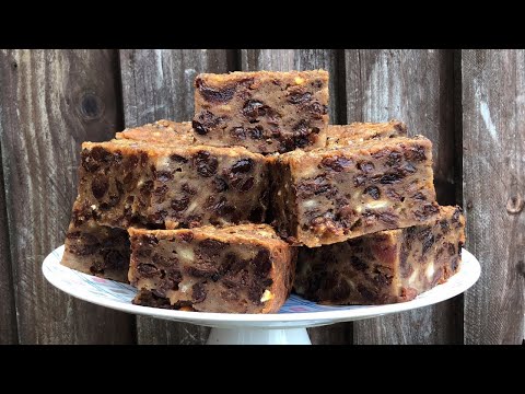 Traditional Bread Pudding | Bread Pudding Recipe | Bread Pudding Recipe UK