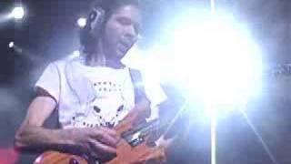 Bruce Bouillet and  Paul Gilbert - Racer X Scarified live G3 2007