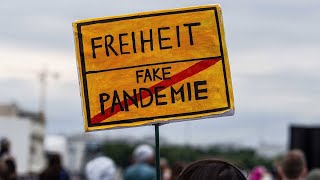 Spaltthema Hygiene-Demos: Wie Corona-Verschwörungstheorien langjährige Freundeskreise entzweien