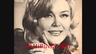 Nesrin Sipahi - YOLLARI GURBETE BAĞLAYAN DAĞLAR