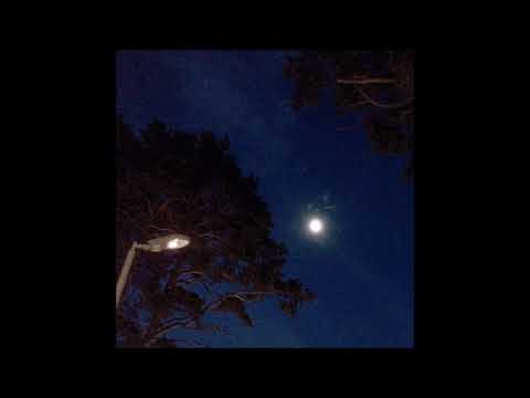 01. Gloomscott - pills