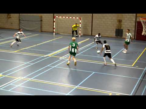 doelpunt van Bart Spil - BZV/Bouwbedrijf Het Gilde 1 - Annour 1