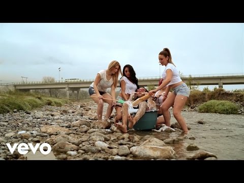 Morenito de Fuego - Cual Crisis ft. Banda La Chapeadita