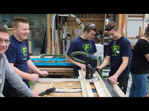 Super Szkoła (Zespół Szkół Drzewnych i Leśnych w Garbatce-Letnisku)